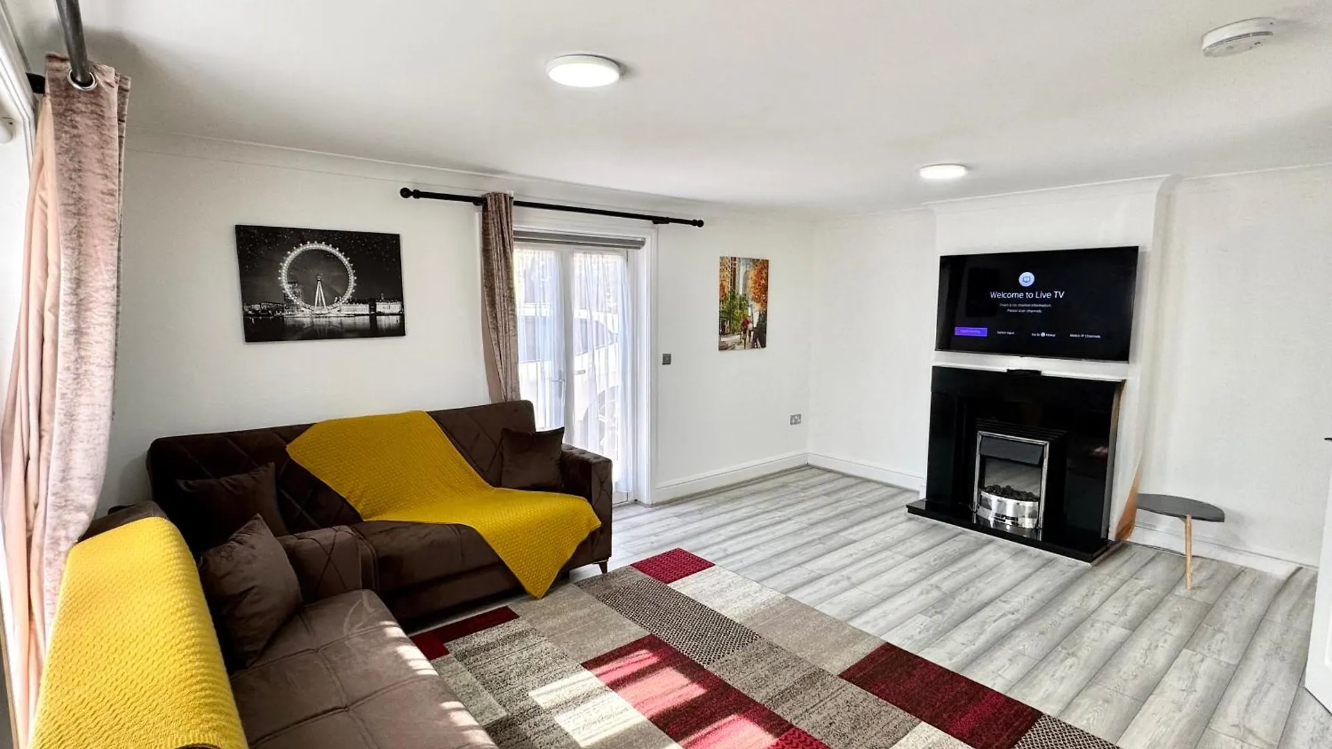Spacious 3-Bed Home With Garden, Private Parking, Smart Tv'S, Fast Wi-Fi London 0*,  United Kingdom